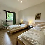Semesterbostad Boogie House Rendeux